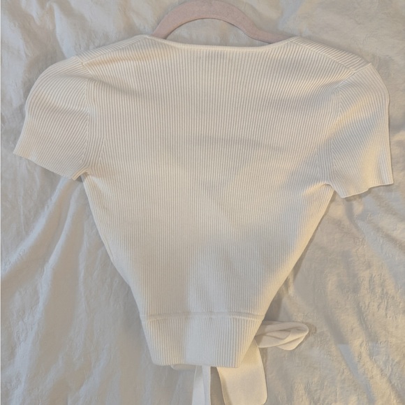 Aritzia Little Moon Cropped Tie Top - Picture 3 of 3